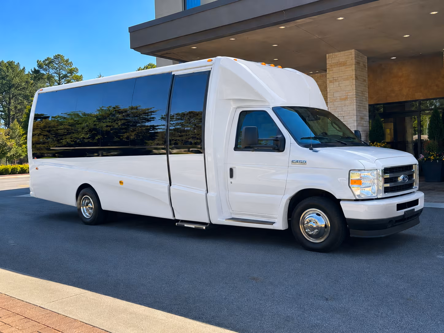 charter buses for corporate events and conference shuttles in new rochelle