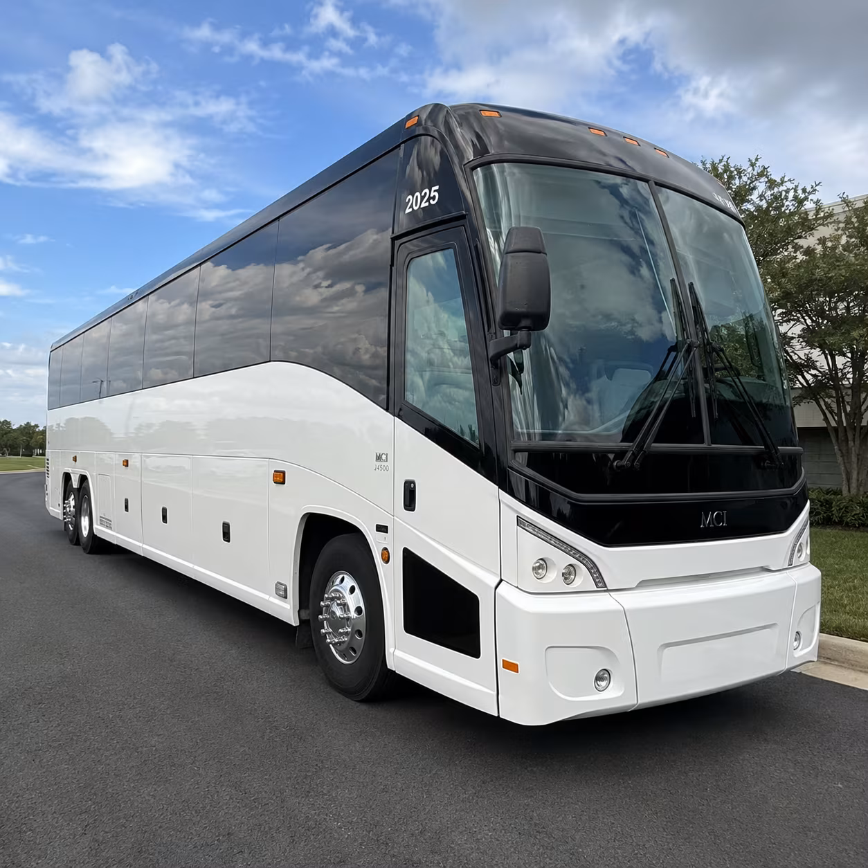 military base shuttle buses serving the new rochelle area