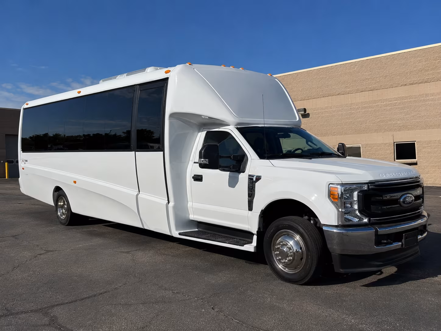 nature and outdoor education buses for hudson valley day trips