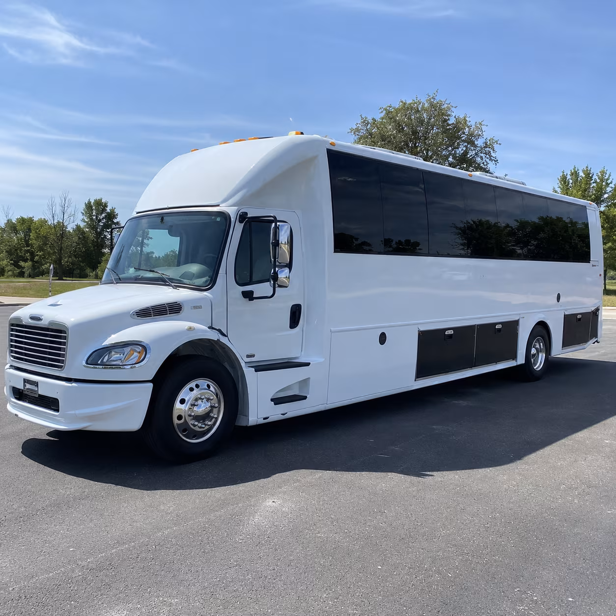 new rochelle 40 passenger party bus