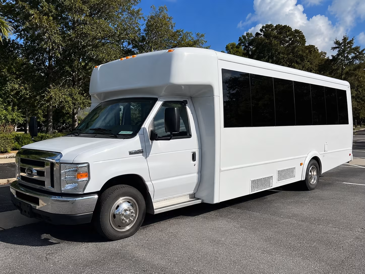 party bus rentals for new rochelle proms at westchester s top venues