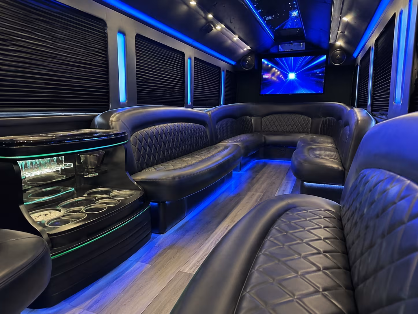 quincea n era sweet 16 party bus rental